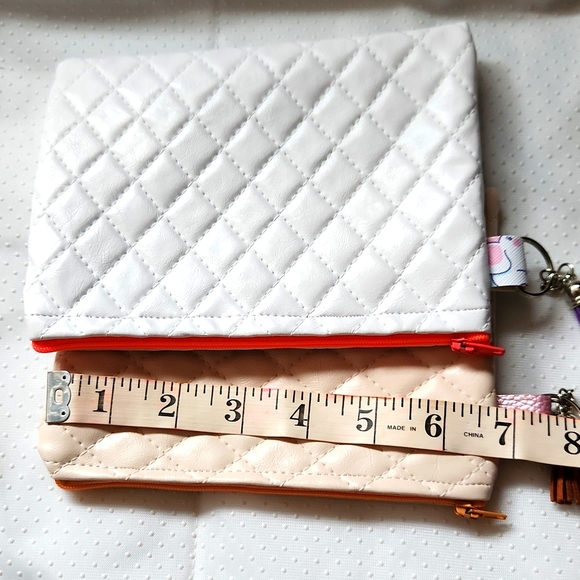 2/$15 Leather Purse. Handmade. - Picture 4 of 5